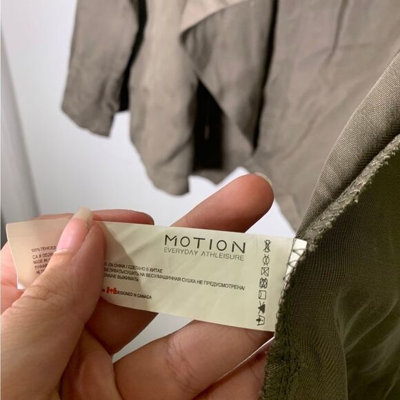 Motion Everyday Athleisure Large Olive‎ Green Cardigan - Picture 3 of 4
